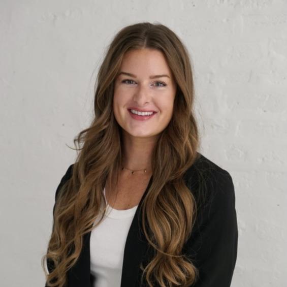 Beth Hopkins LMFT's headshot