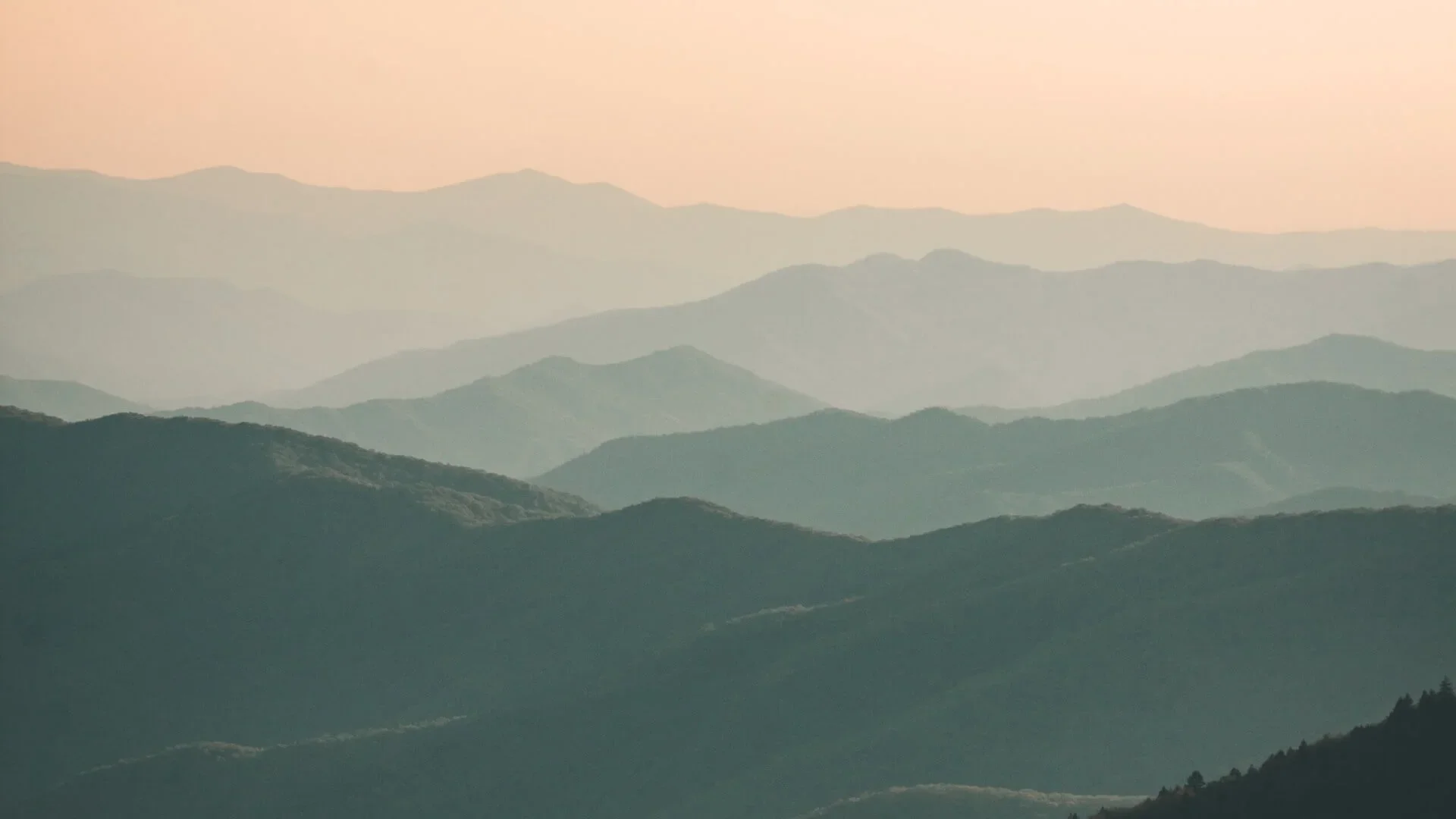 Scenic mountain landscape representing peace and balance - Equilibrium Psychotherapy Madison WI